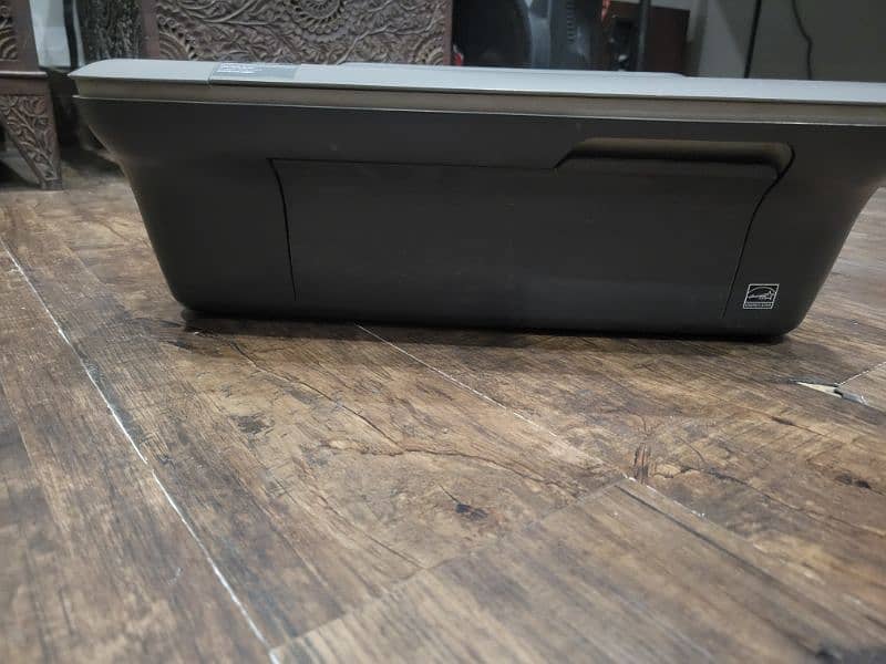 HP DESKJET 1050 1