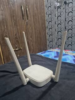 Tenda wifi router 4 in 1 ptcl wifi router and tplink