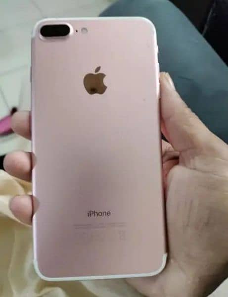 I phone 7 plus 128gb My WhatsApp 0346.9665. 027 0