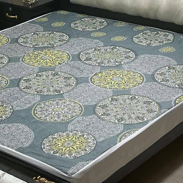 printed mattress cover 13