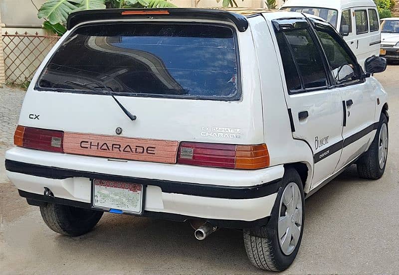 Daihatsu Anda Charade CX 1.0cc Own Engine (Scratchless Condition) 3