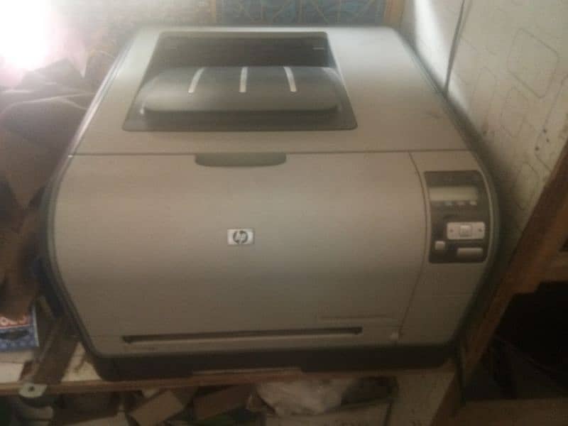 HP color laserjet CP1515n printer all ok 03104355364 2