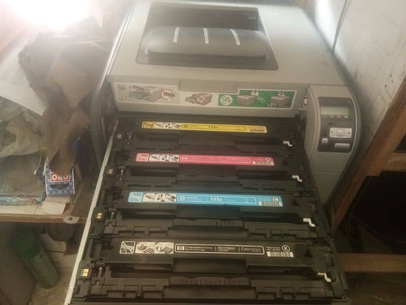 HP color laserjet CP1515n printer all ok 03104355364 5