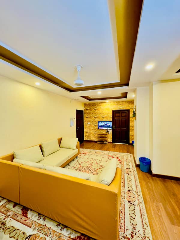 Perday and weekly basis 3 bedroom luxury furnished family apartments available on rent 13