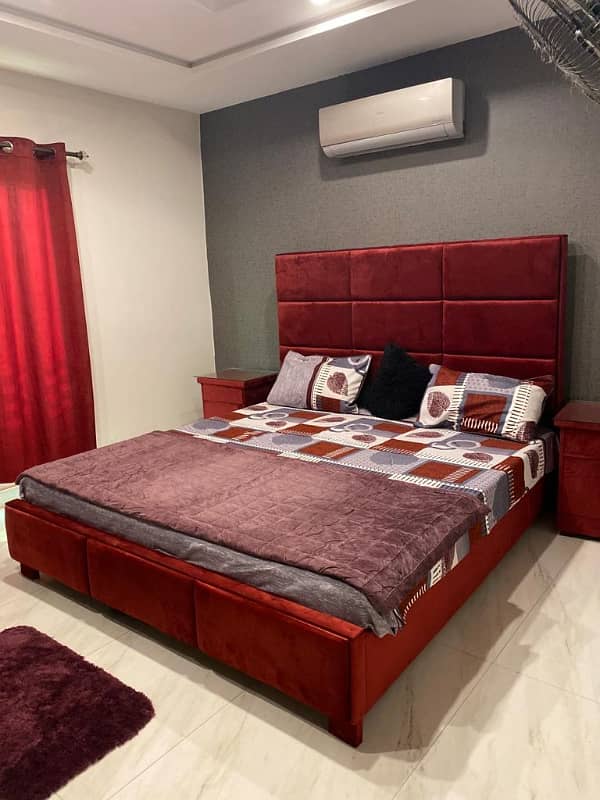 One bedroom VIP apartment for rent short time(2to3hrs)in bahria town 0