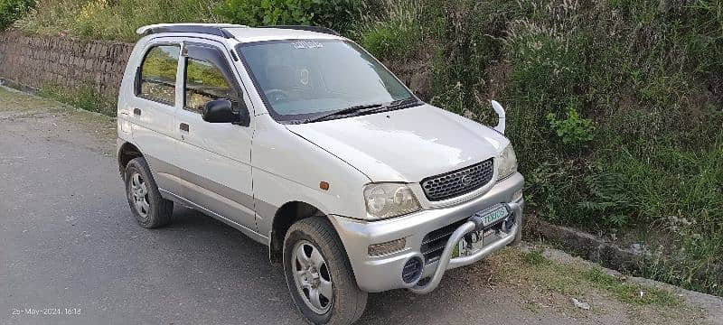 Daihatsu Terios Kid 2008 ,1000cc jeniun manual ,lahore number. 7