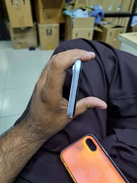 iphone xr 256gb 4