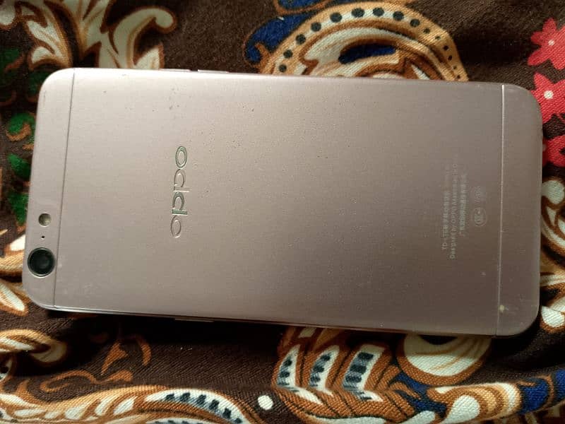 Oppo A57 4