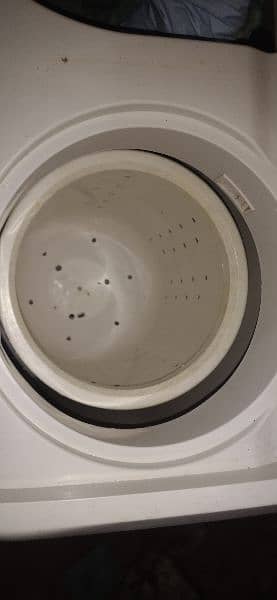 Wespoint washing machine 10kg like new 4