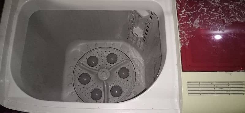 Wespoint washing machine 10kg like new 5