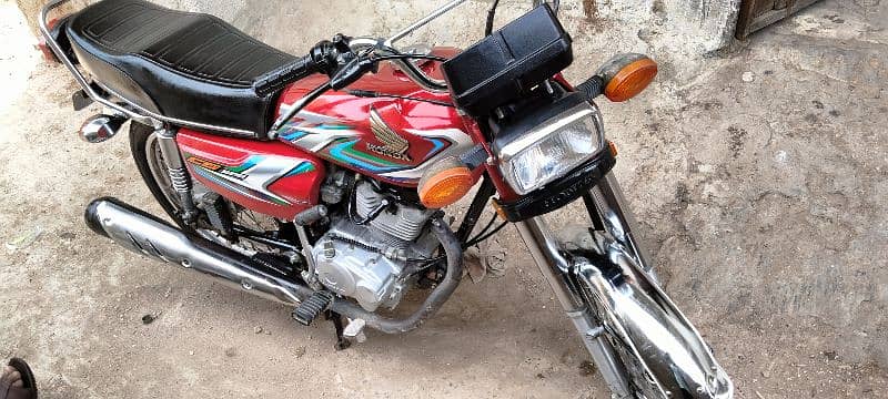 Honda 125 one hand used 3