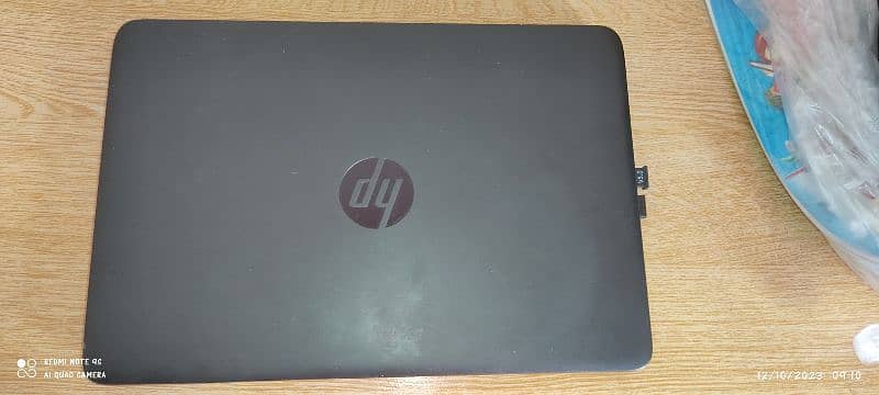 HP Elite-book 820 G2 5