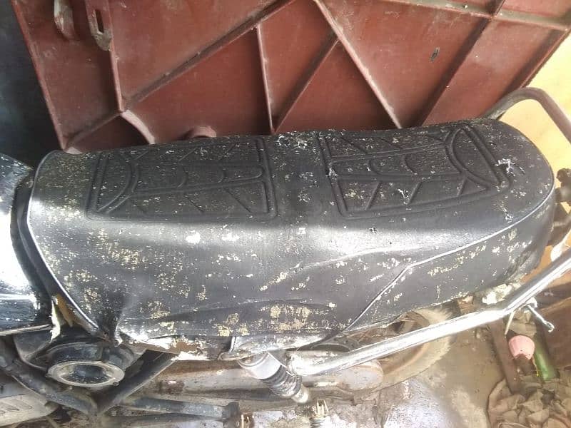 suzuki GS 125 for sale 9