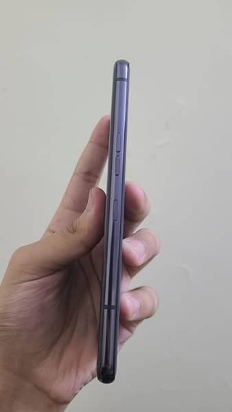 LG V50 ThinQ 5G 2