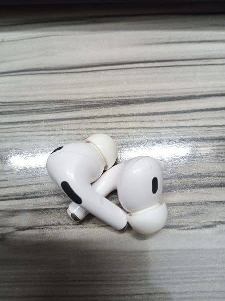 Ear pods Pro ear buds without case 1