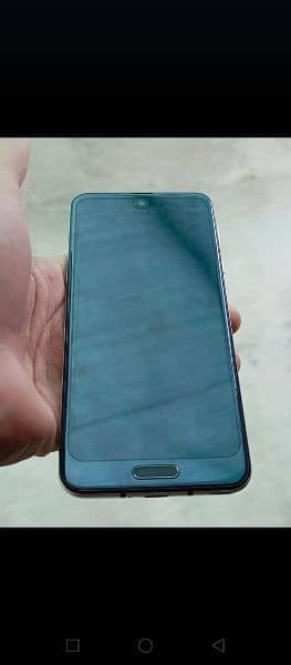 Aquos R2 4/64 GB non pta 1