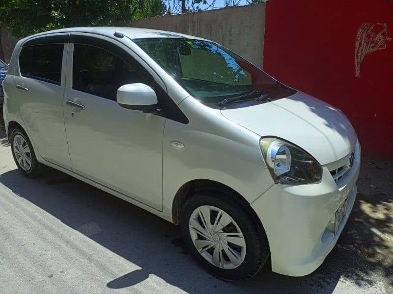 Daihatsu Mira 2012 White Islamabad register 5