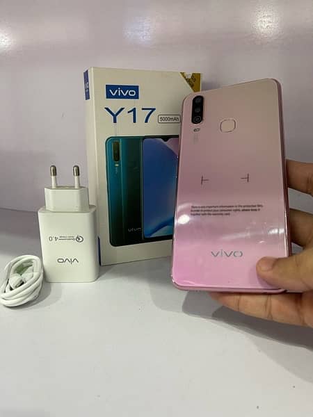 vivo y17. memory 8/256gb 2