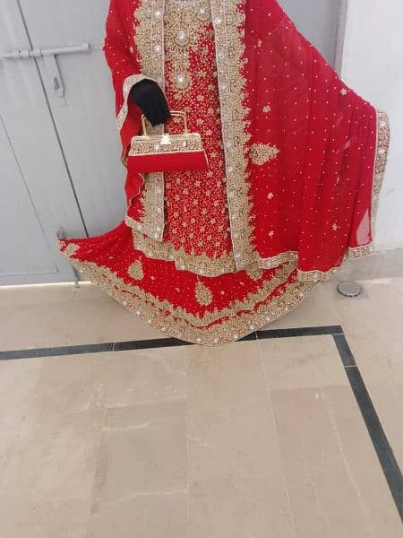 Red wedding dress with free jewellery 4