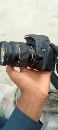 DSLR camera Canon eos kiss x3