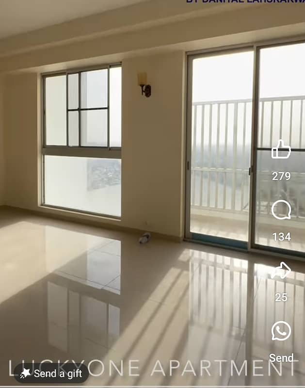 Lucky one apartment for rent 11