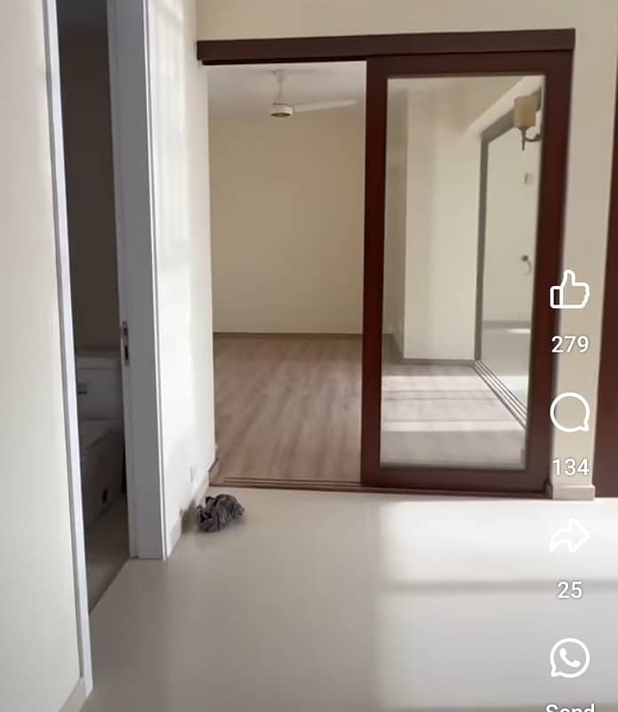 Lucky one apartment for rent 27