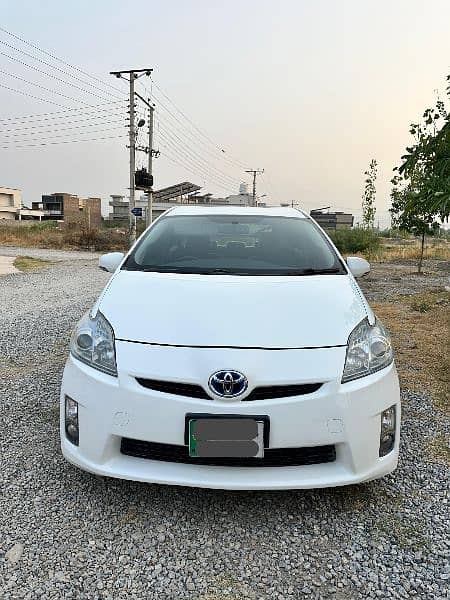 Toyota Prius 2011 3