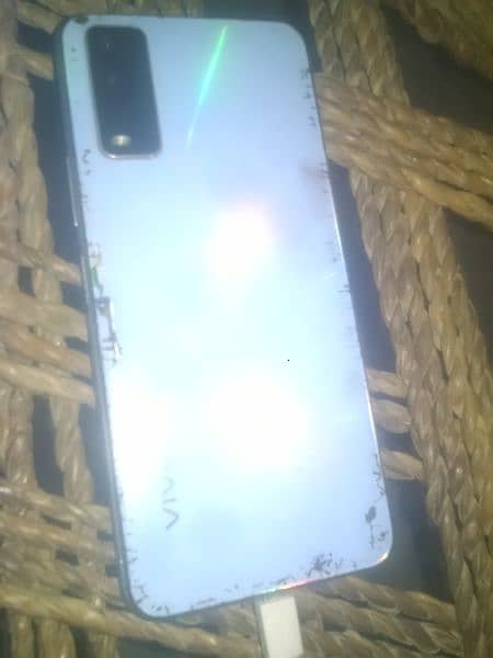 vivo ka mobile h good condition 2