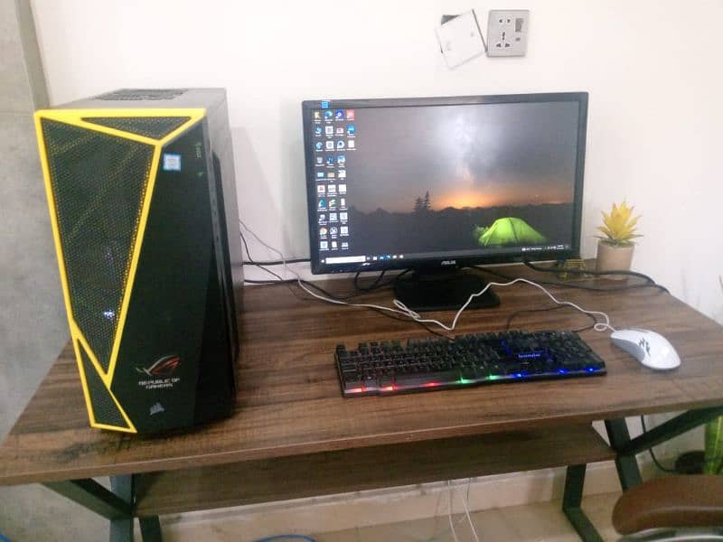 Gaming or Rendering PC, i7 8th Gen ,32 GB Ram, + 24 inch + 12 Gb 3060 1