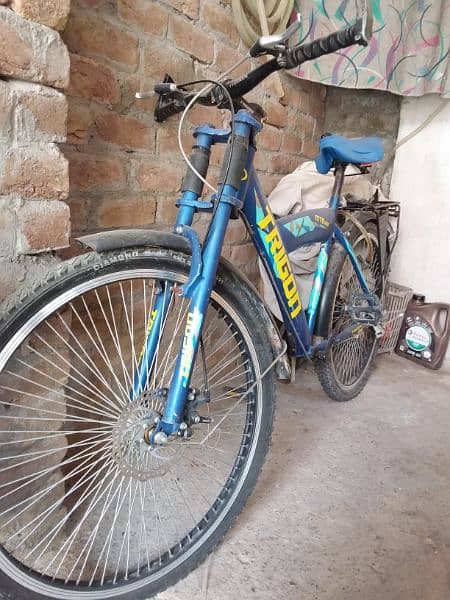 selling a good condition bicycle in good price my phone no 03139775282 2