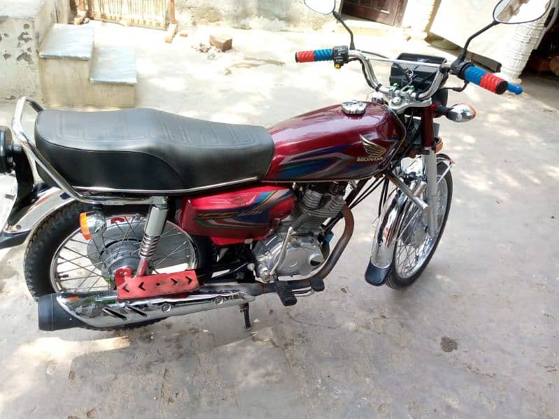 HONDA CG125 2022 5