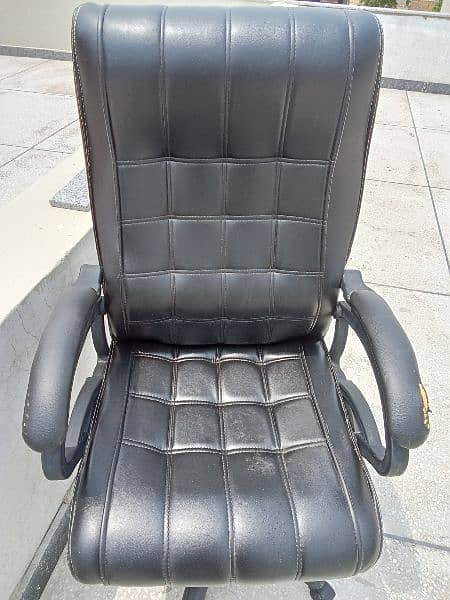 revolving office chair, Black 1