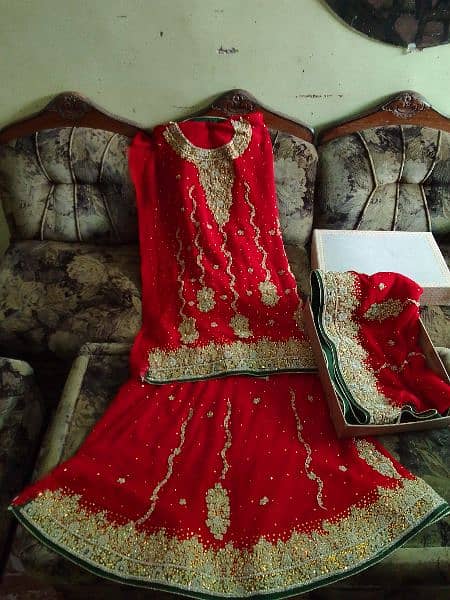 Bridal Lehenga New Condition Shop Khatam karay hain just last peace. . . 4