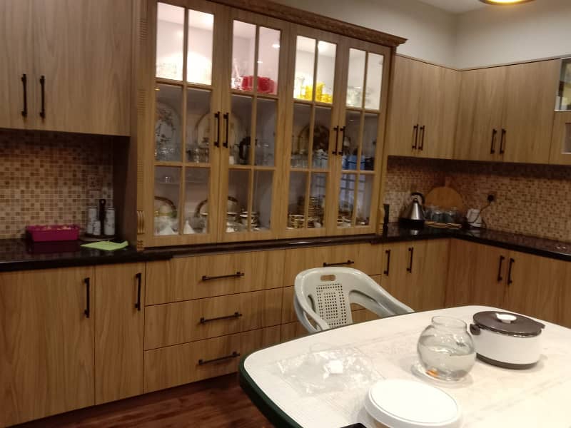 1 Kanal Stylish out House Prime Hot For Sale dha Phase3 9