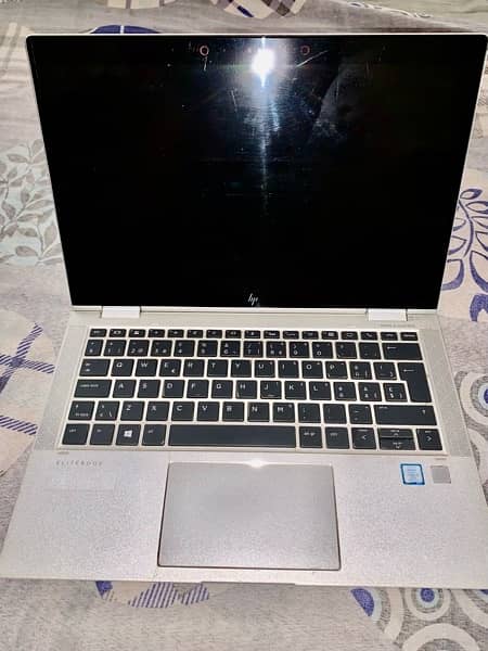 HP 1030 G3 360 Laptop 4