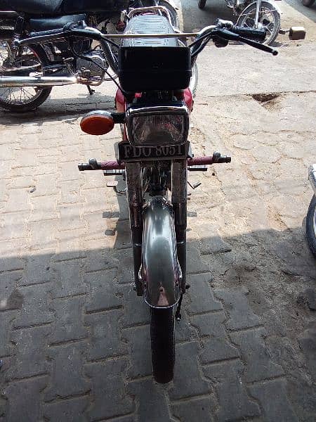 Honda 125 for sale 2010 model engine 10/10 3