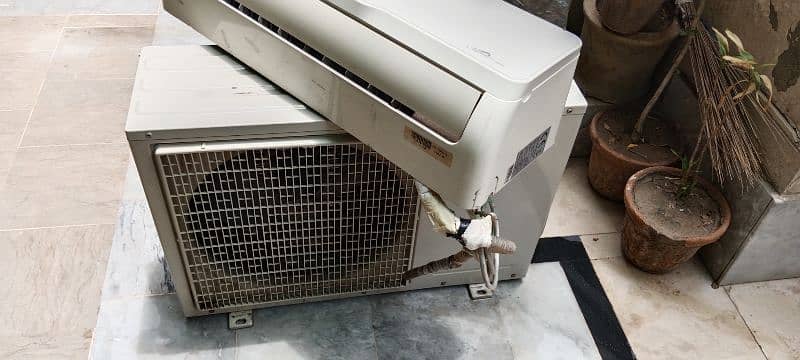 orient 1 Ton Split AC with 10/10 4