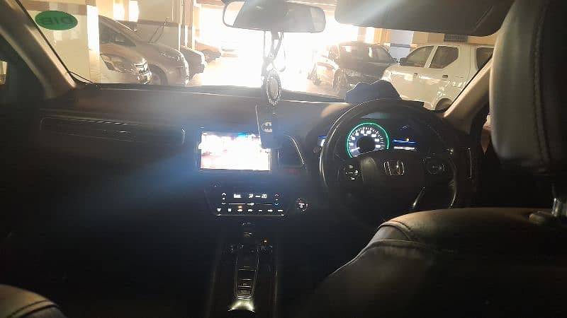 Honda Vezel 2015 0