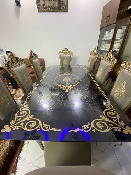 Elegant Royal Dining Table for sale 3