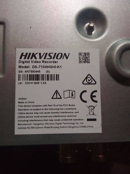 HIKVISION Cameras. 5