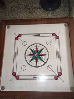 CARROM BOARD WITH COINS,STRIKER  AND POWDER 3×3 FOOT ONLY USED 2 TIMES