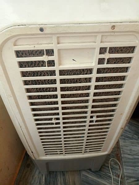 Original Asia cooler for urgent sale 2