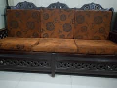 100% pure wooden Sofa set for sale with cushions