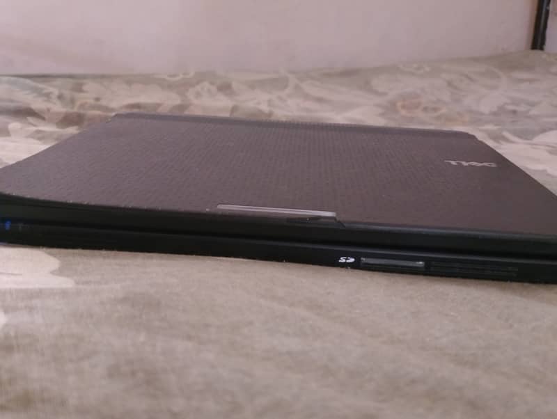 Dell Latitude 2100 3