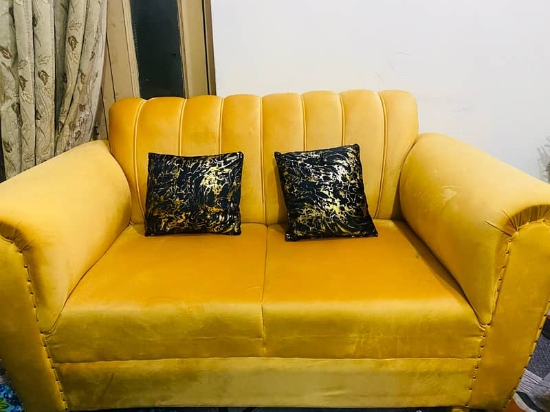 urgent selling 7seater sofa set 2