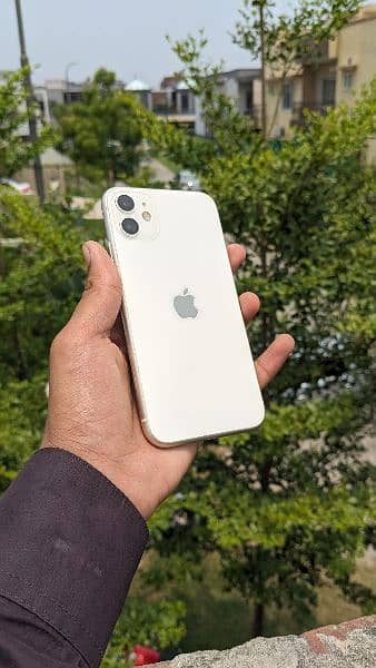 Iphone 11 Non pta Factory unlocked urgent sale 1