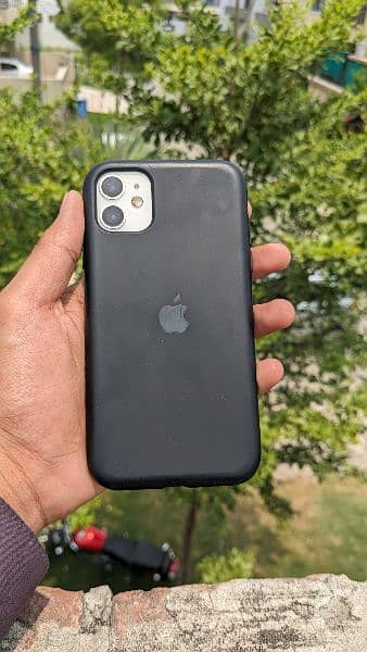 Iphone 11 Non pta Factory unlocked urgent sale 2