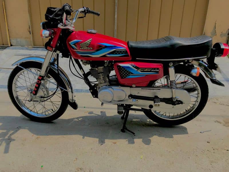 Honda 125 Golden number 0