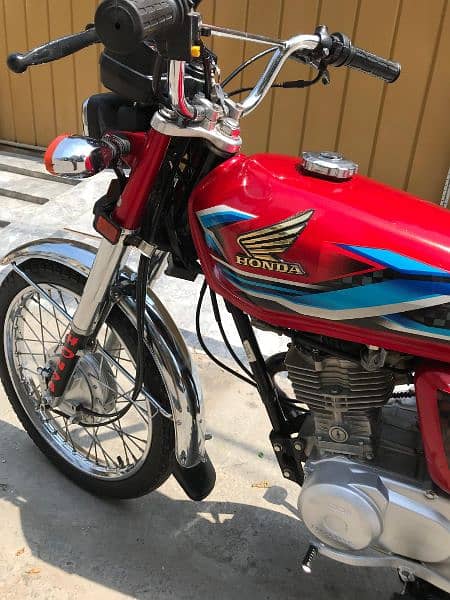 Honda 125 Golden number 2