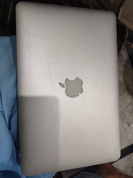 MacBook Air Early 2014 1